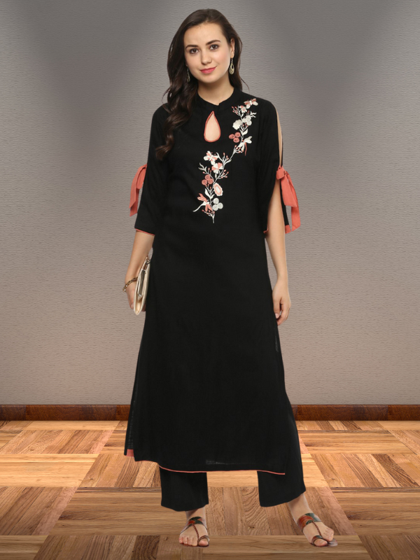 Idalia Black Embroidered Kurta