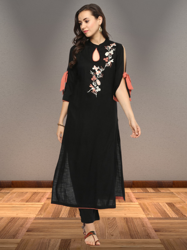 Idalia Black Embroidered Kurta