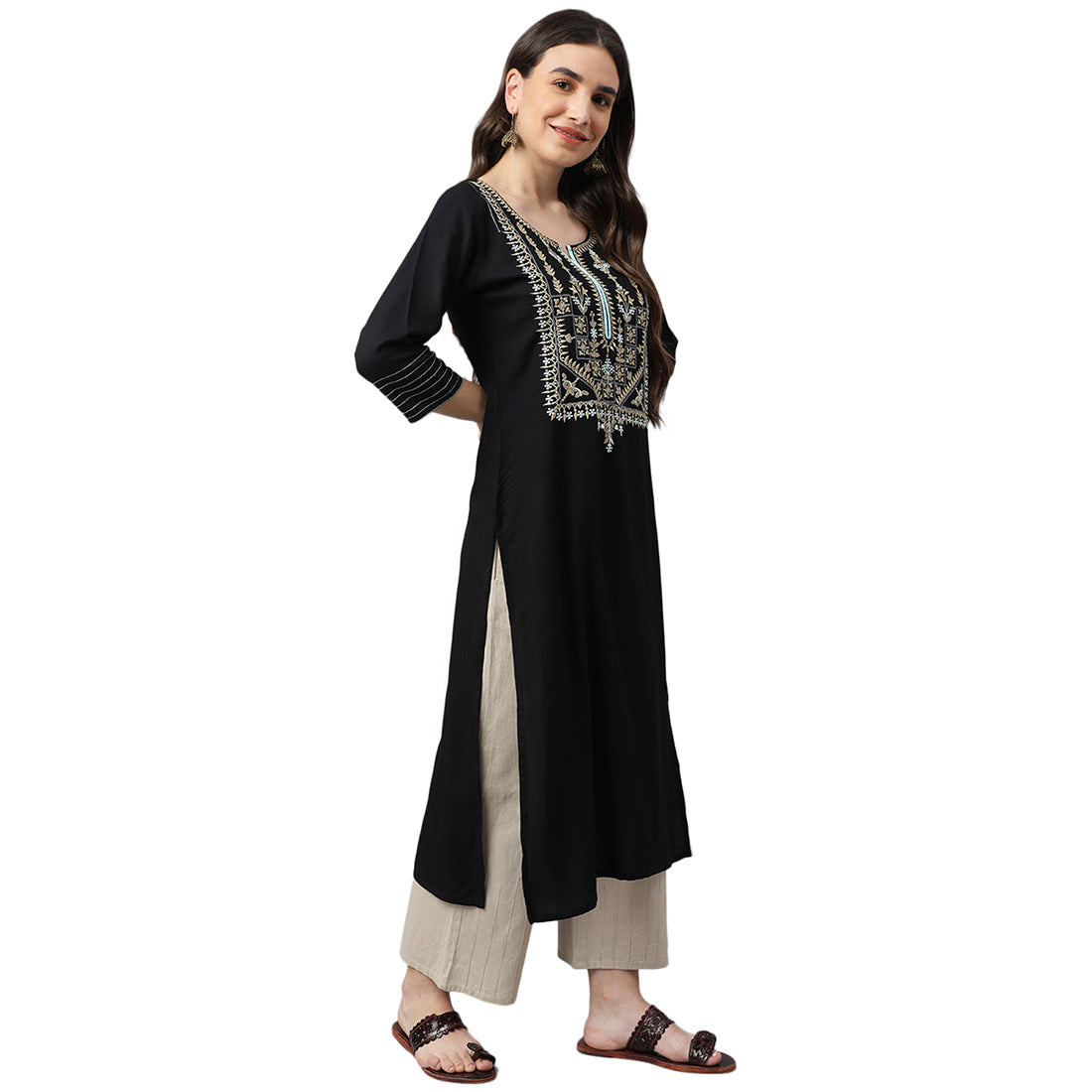Idalia Black Embroidered Black Kurta