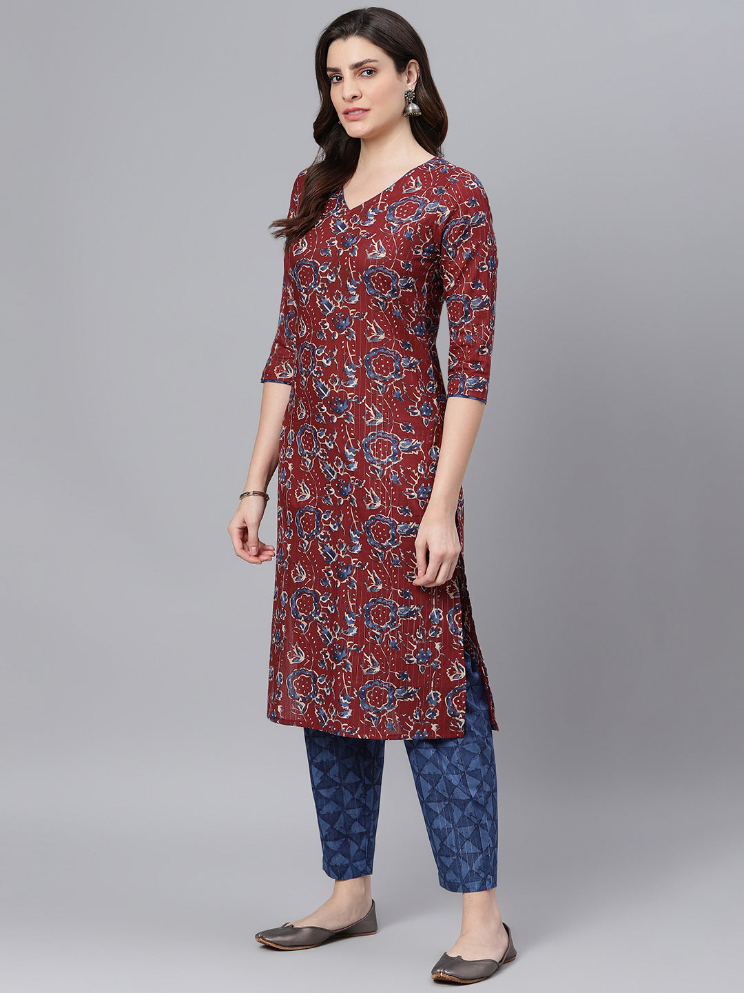 idalia-maroon-printed-kurta-with-blue-printed-pants-and-dupatta-3