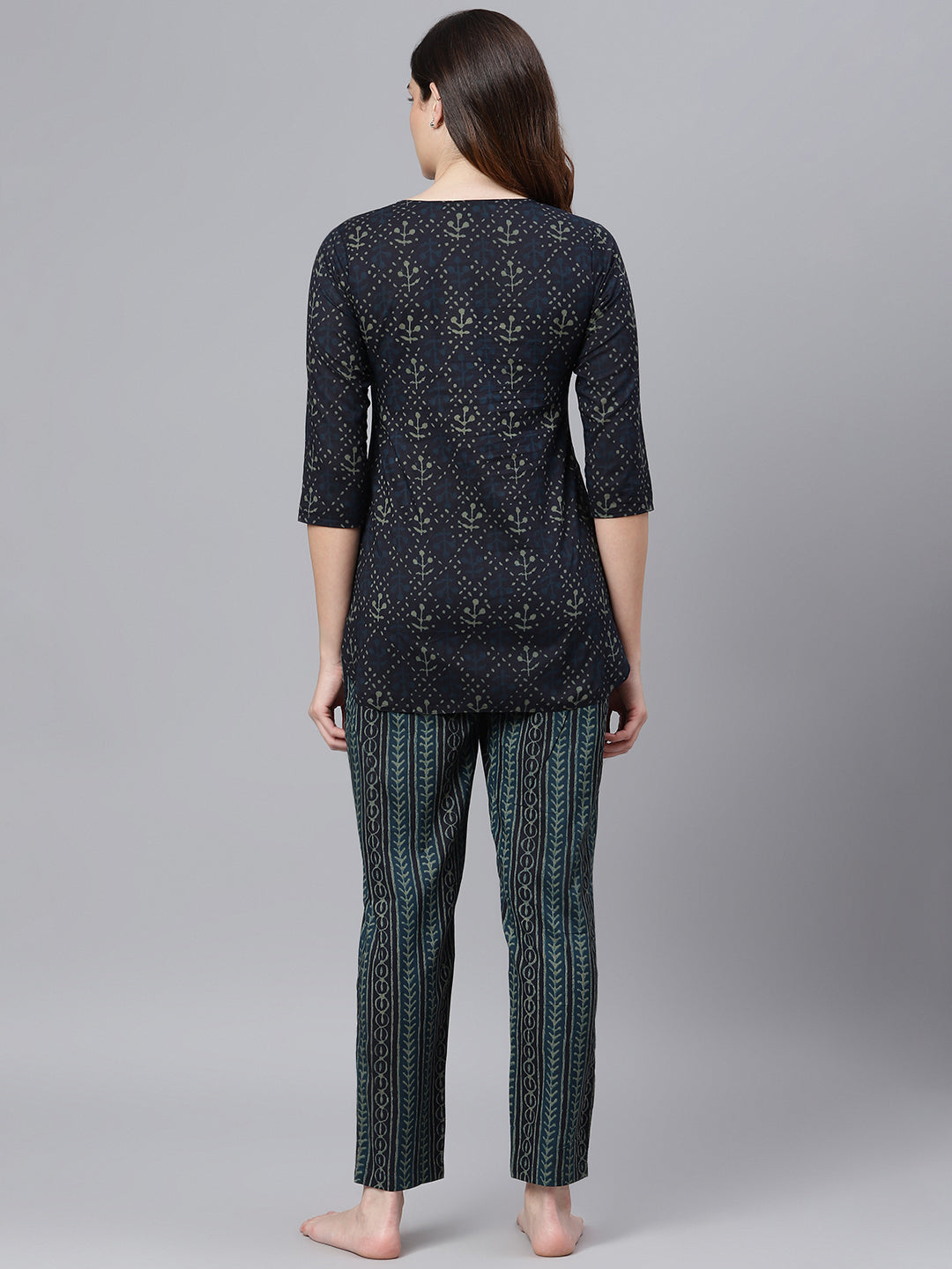 idalia-navy-blue-printed-night-suit-set-4