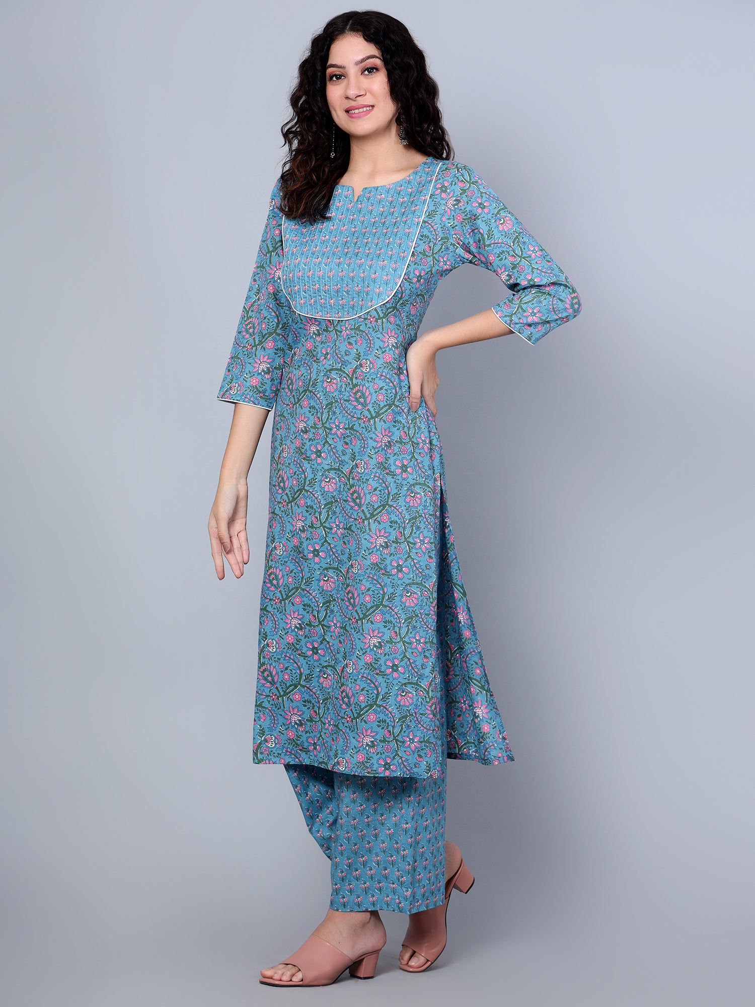http://www.ecraftindia.intellozene.com/media/import/1Idalia_Website_Images/IKRT0547_2.jpg-2