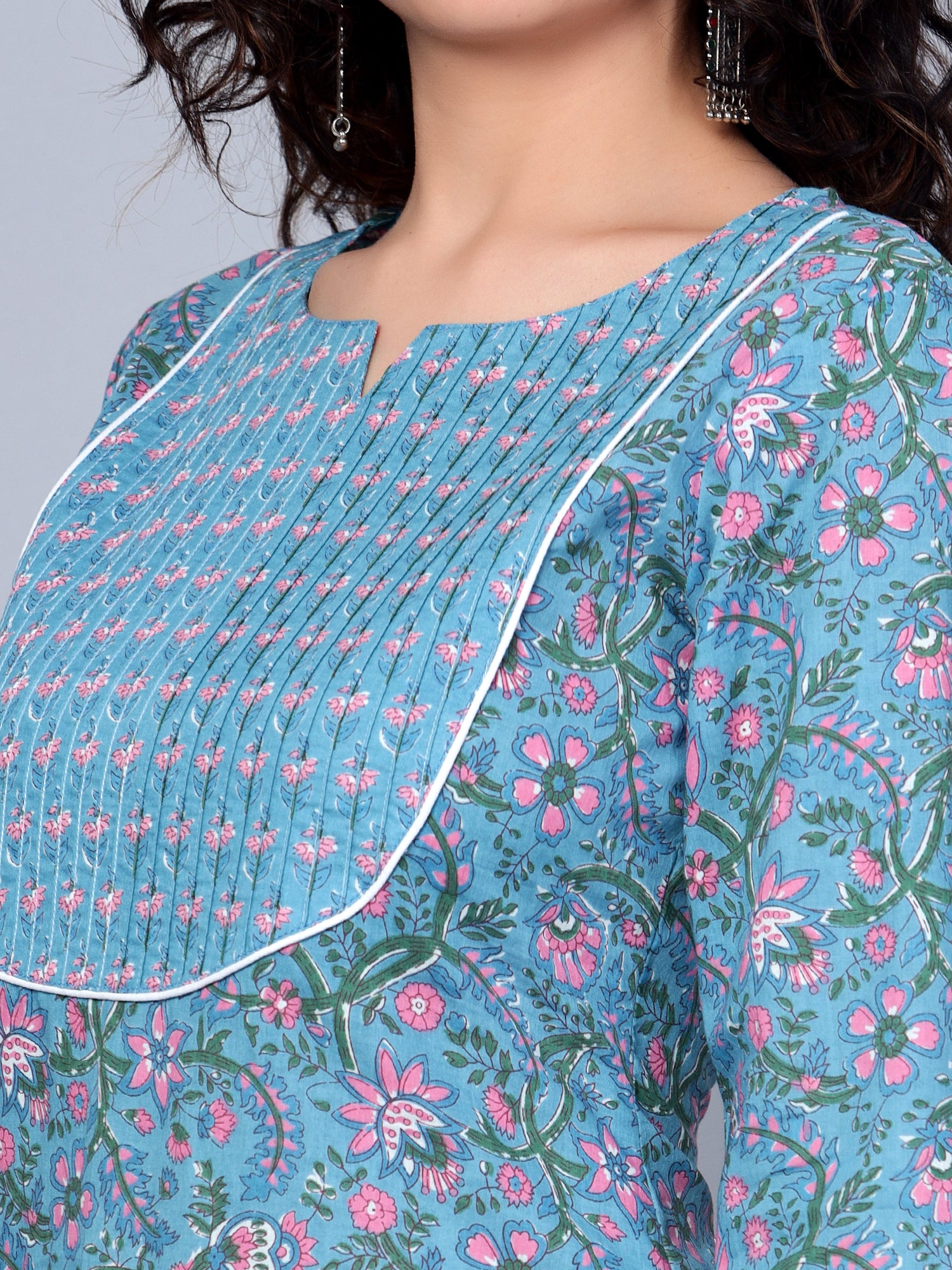http://www.ecraftindia.intellozene.com/media/import/1Idalia_Website_Images/IKRT0547_5.jpg-5