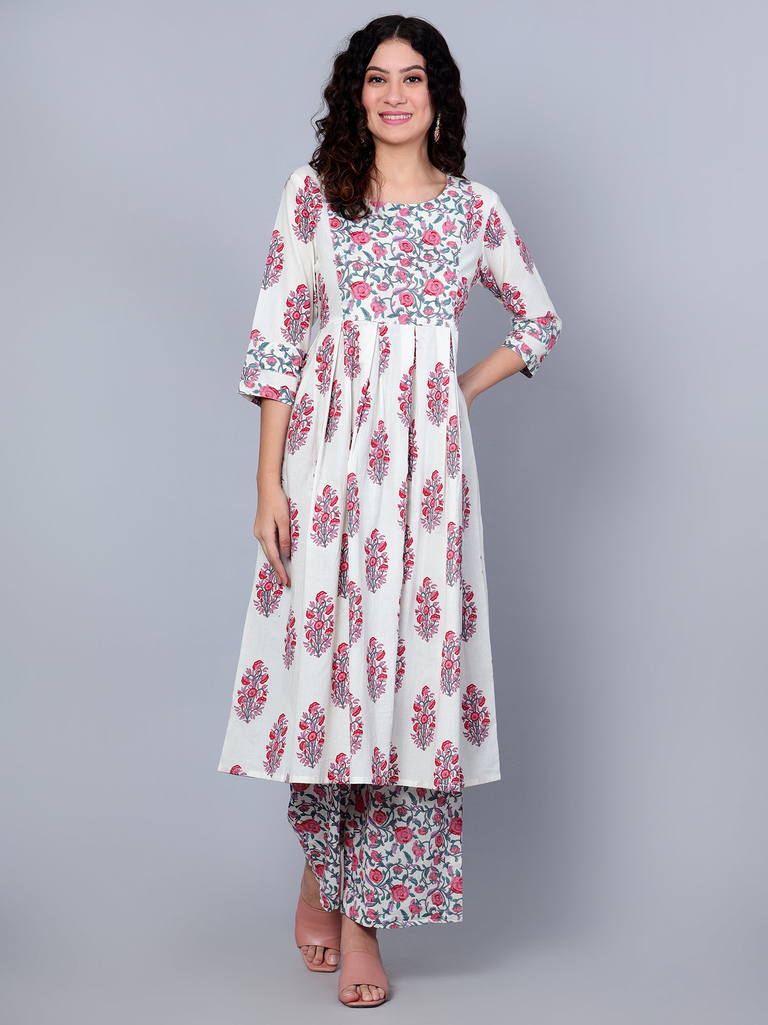 http://www.ecraftindia.intellozene.com/media/import/1Idalia_Website_Images/IKRT0553_1.jpg-1