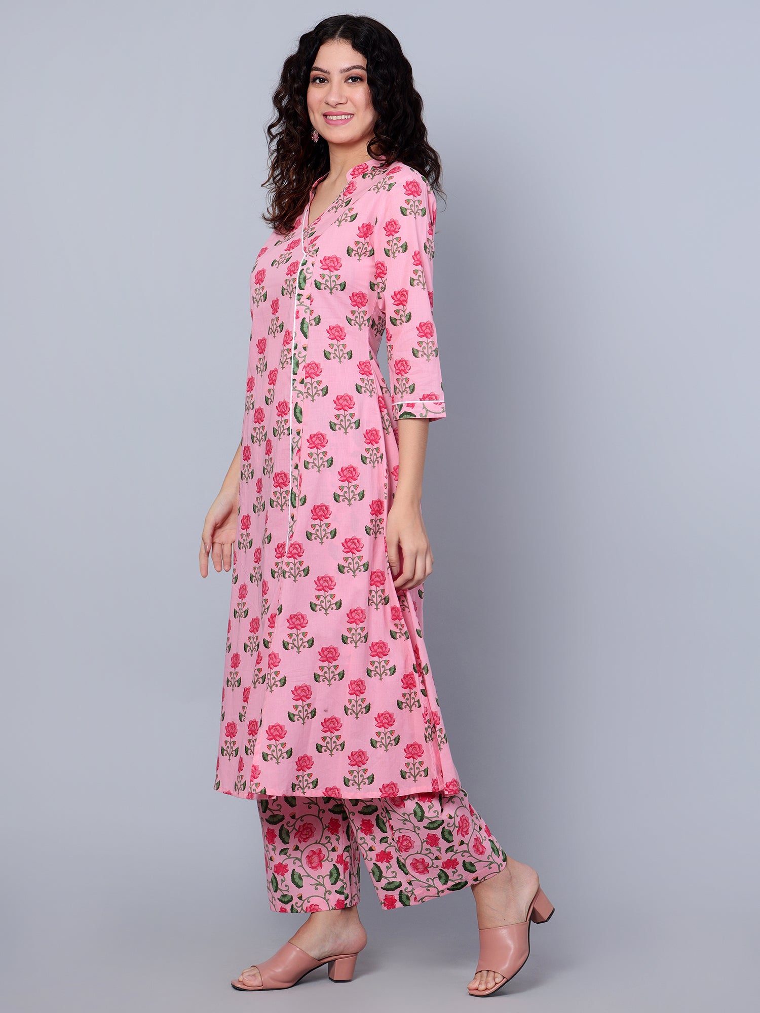 http://www.ecraftindia.intellozene.com/media/import/1Idalia_Website_Images/IKRT0555_2.jpg-2