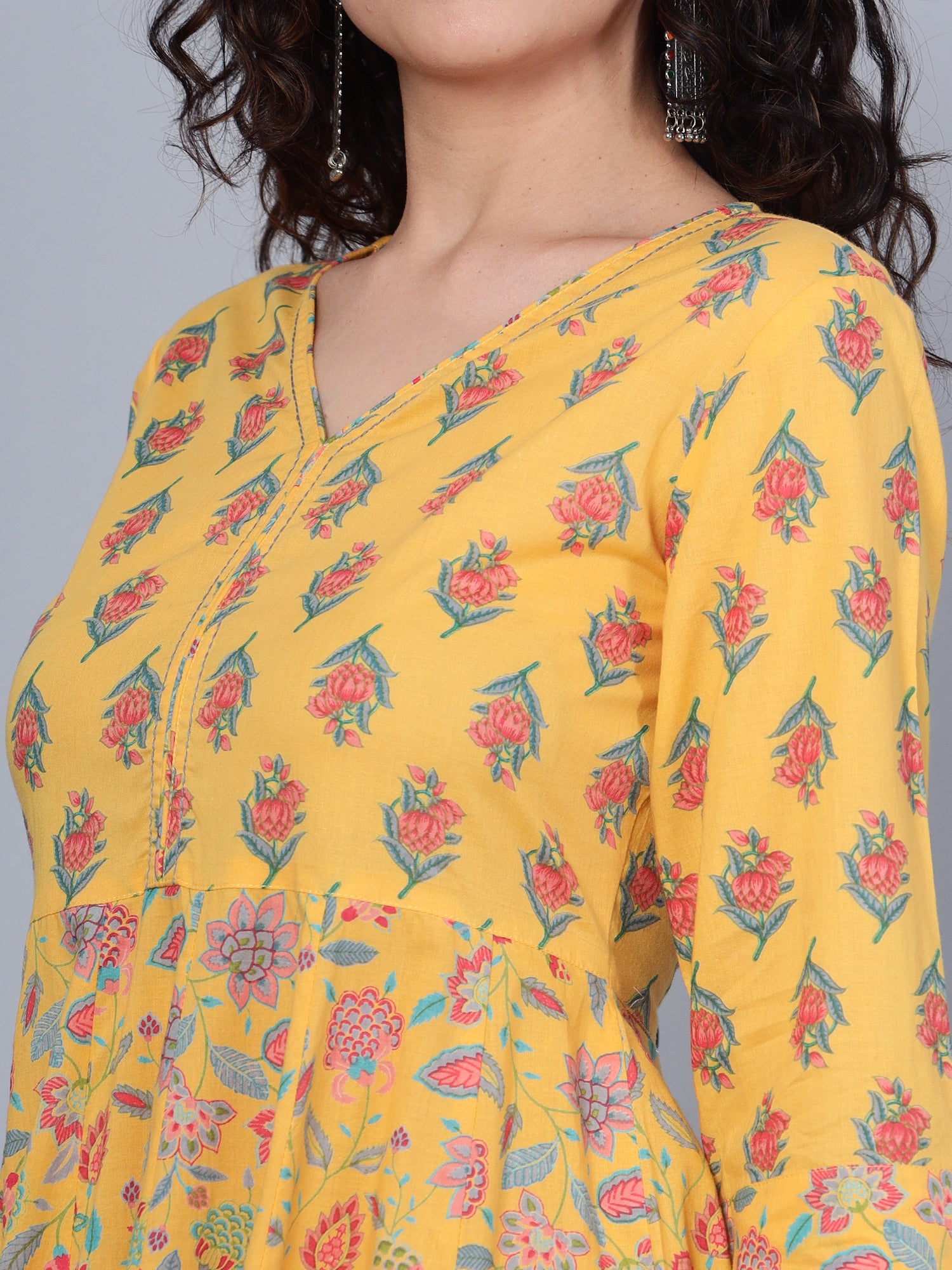 http://www.ecraftindia.intellozene.com/media/import/1Idalia_Website_Images/IKRT0559_5.jpg-5